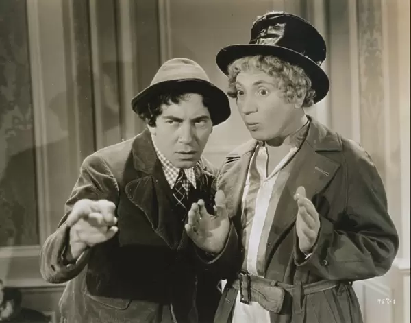 Chico Marx and Harpo Marx in Sam Woods A Day at the Races (1937)