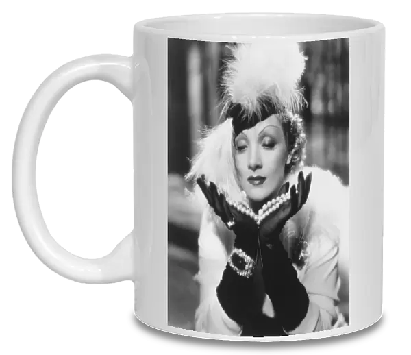 Marlene Dietrich in Frank Borzages Desire (1936)