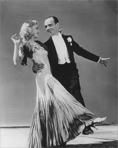 Ginger Rogers and Fred Astaire in Mark Sandrichs The Gay Divorcee (1934)