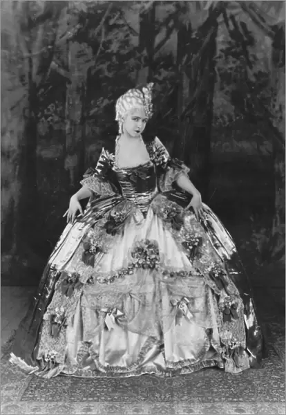 Dorothy Gish in Herbert Wilcoxs Madame Pompadour (1927)
