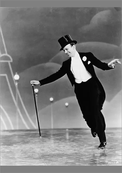 Fred Astaire in Mark Sandrichs Top Hat (1935)
