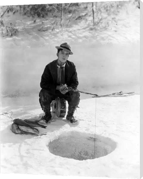 Buster Keaton in The Frozen North (1922)