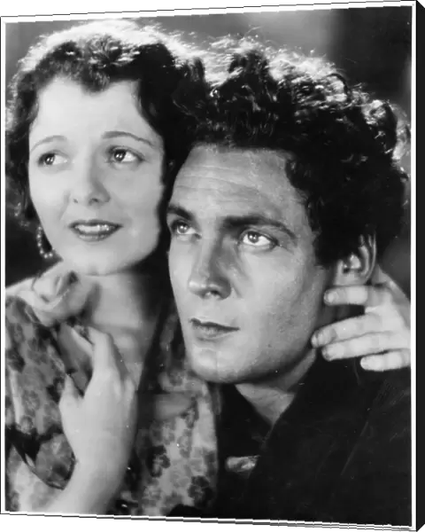 Janet Gaynor and Charles Farrell in Frank Borzages Street Angel (1928)