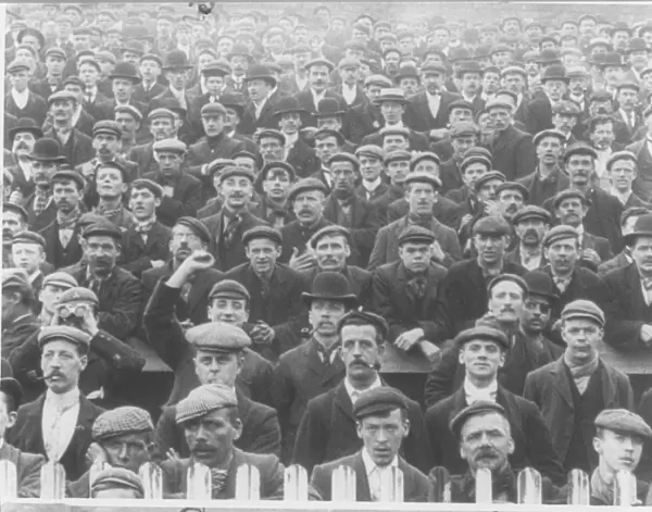 Sheffield Crowd, 1902