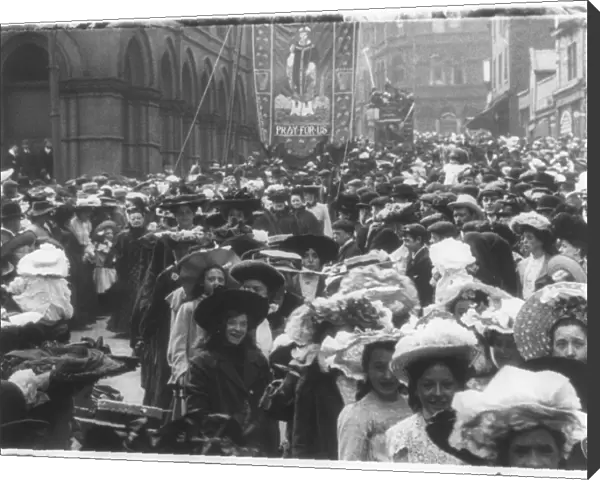 Halifax Crowd, 1900