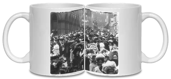 Halifax Crowd, 1900