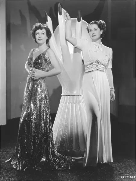 Joan Crawford and Norma Shearer in George Cukors The Women (1939)
