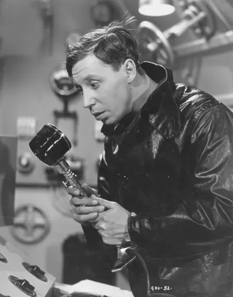 George Formby in Marcel Varnels Let George Do It! (1940)