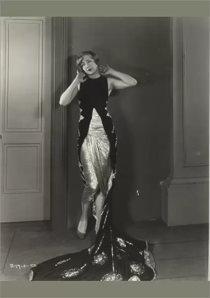 Gwen Lee in Monta Bells Upstage (1926)