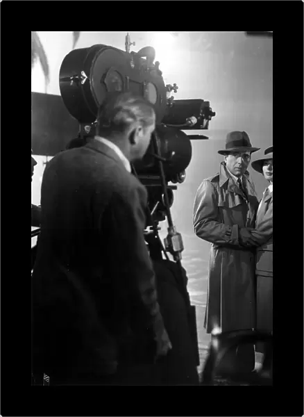 Humphrey Bogart and Ingrid Bergman in Michael Curtizs Casablanca (1942)