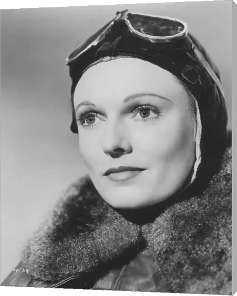 Anna Neagle in Herbert Wilcoxs They Flew Alone (1942)