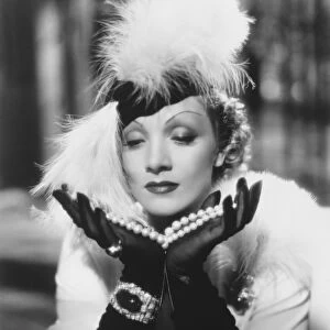 Marlene Dietrich in Frank Borzages Desire (1936)