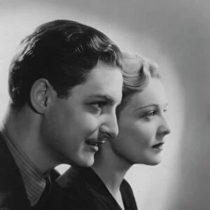 Robert Donat and Madeleine Carroll in Alfred Hitchcocks The 39 Steps (1935)