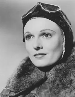 Images Dated 4th January 2013: Anna Neagle in Herbert Wilcoxs They Flew Alone (1942)