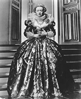 Classic Portraits Collection: Bette Davis in Michael Curtizs The Private Lives of Elizabeth and Essex (1939)