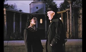 Images Dated 20th June 2009: Frances Barber and Joss Ackland in Peter Greenaways A Zed & Two Noughts (1985)