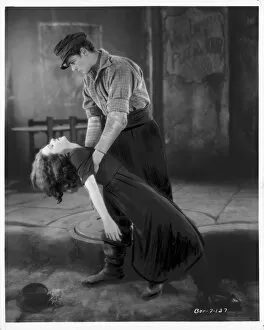 Images Dated 17th June 2010: Janet Gaynor and Charles Farrell in Frank Borzages Seventh Heaven (1927)