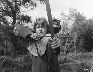 Images Dated 27th October 2011: Keith Chegwin in Matt McCarthys Robin Hood Junior (1975)