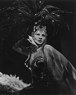 Classic Portraits Collection: Mae West in Gregory Ratoffs The Heats On (1943)