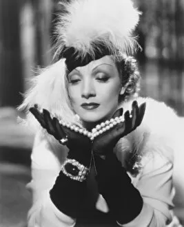 Images Dated 26th September 2008: Marlene Dietrich in Frank Borzages Desire (1936)