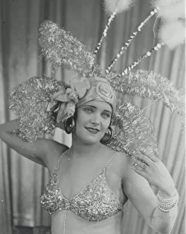 Classic Portraits Collection: Olga Tschechowa in EA Duponts Moulin Rouge (1928)