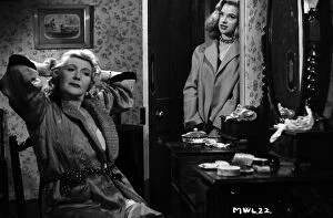 Images Dated 29th November 2008: Olive Sloane and Diana Dors in Maurice Elveys My Wifes Lodger (1952)