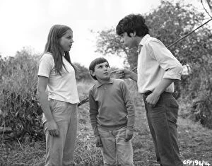 Children's Film Foundation Collection: Sally Thomsett, Darrly Read & Cordel Leigh in Harry Booths River Rivals (1967)