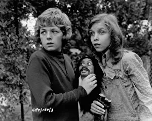 Children's Film Foundation Collection: Spencer Plumridge and Leslie Ash in Jonathan Ingrams The Boy With Two Heads (1974)