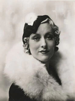 Images Dated 30th November 2011: Vanda Greville in Sinclair Hills Gentleman of Paris (1931)